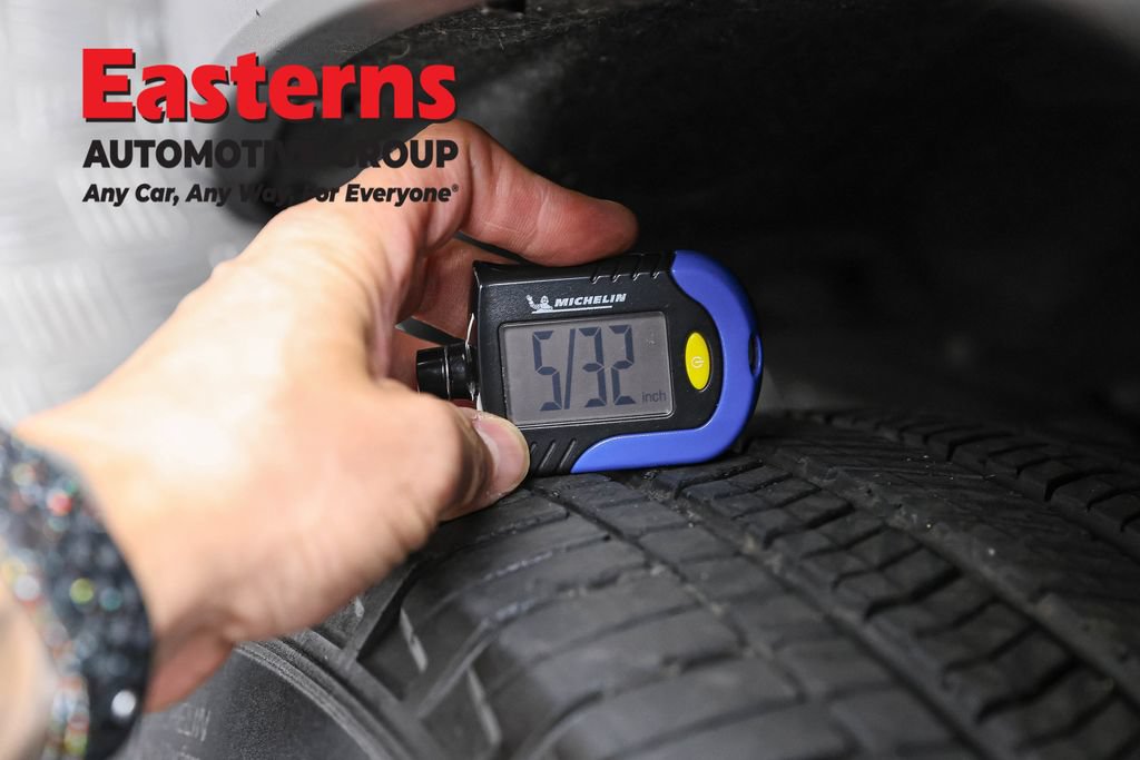 Used 2023 Jeep Grand Cherokee 4WD 4xe image 33