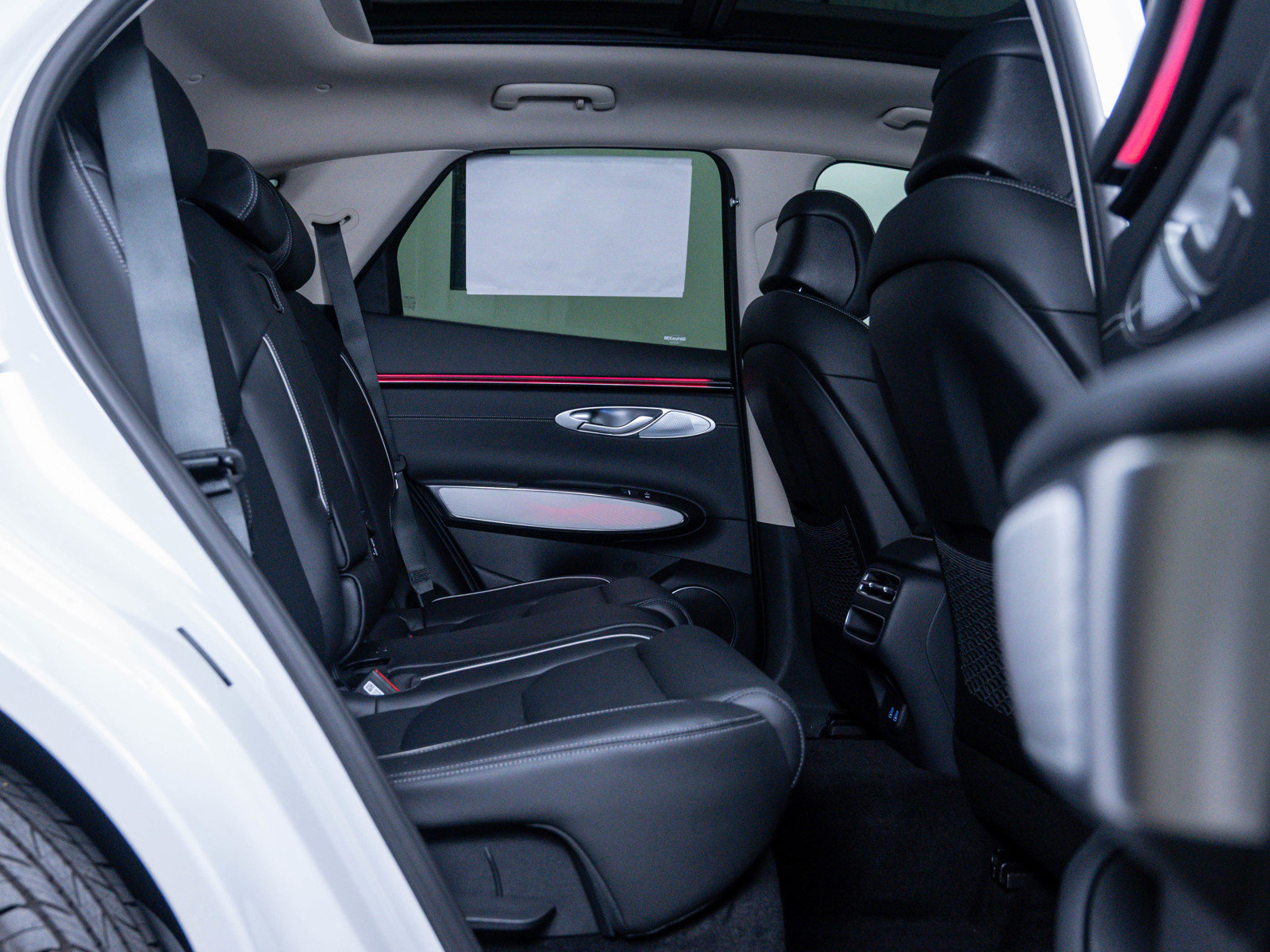 New 2026 Genesis GV70 2.5T Advanced image 12