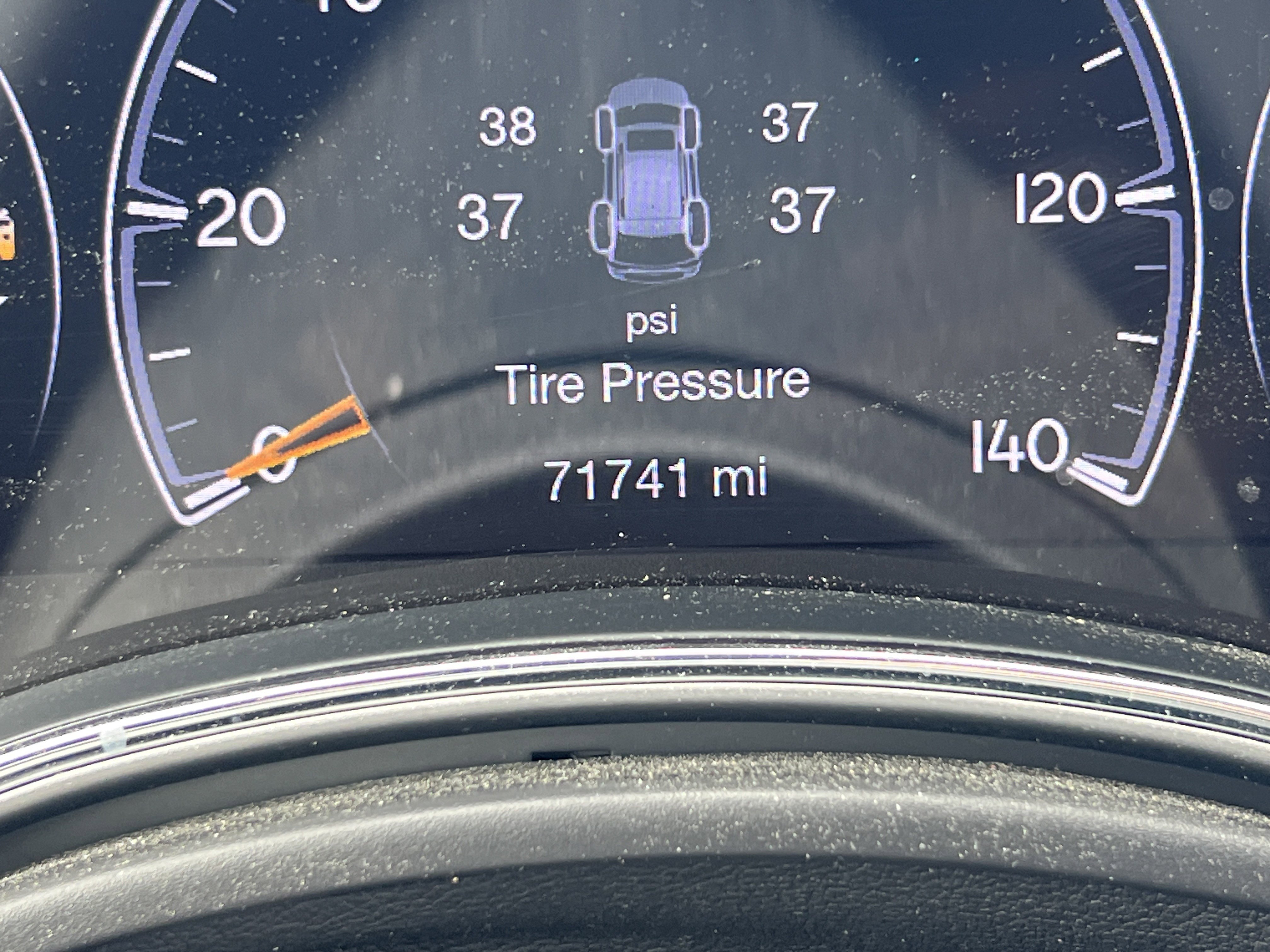Used 2018 Jeep Grand Cherokee Altitude RWD image 22