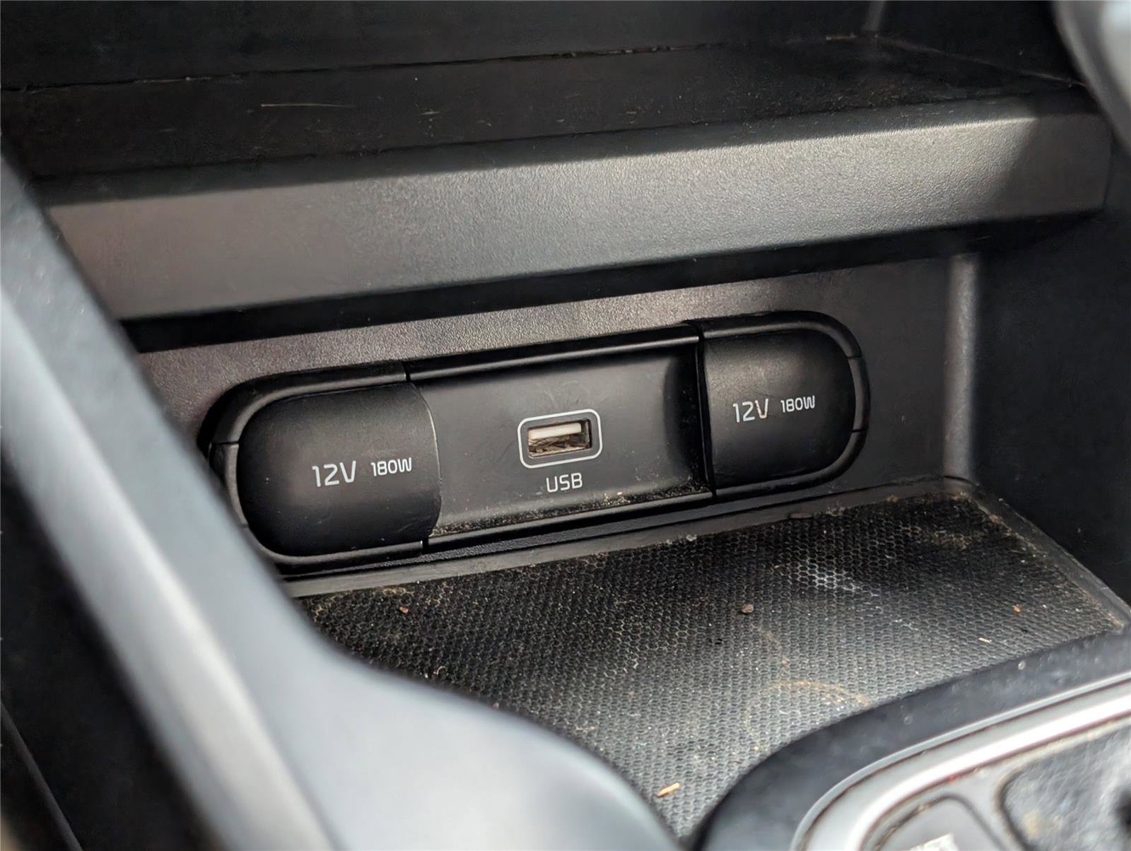 Used 2022 Kia Soul LX w/ Technology Package image 18