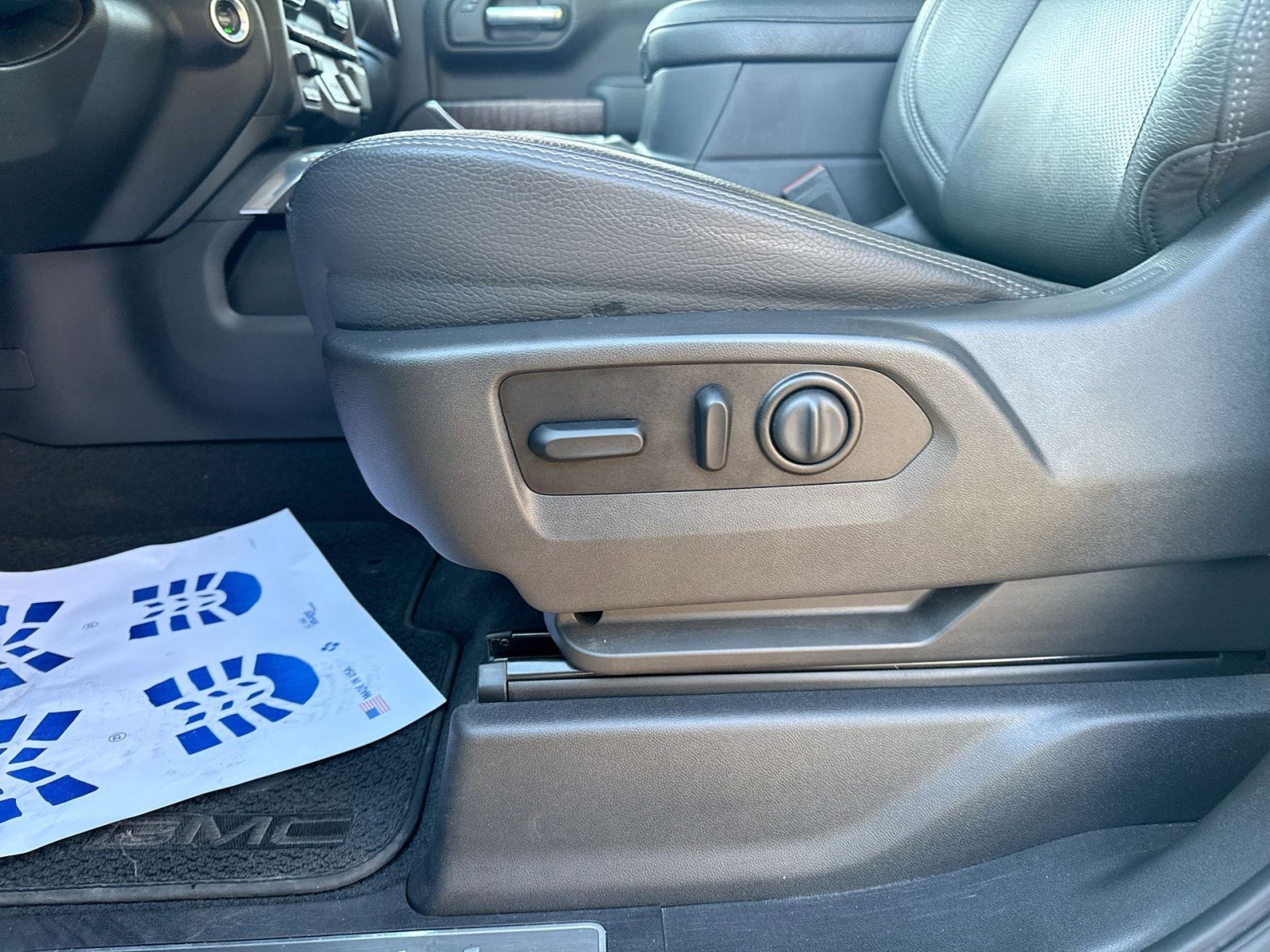 Used 2020 GMC Sierra 1500 Denali w/ Denali Ultimate Package image 14