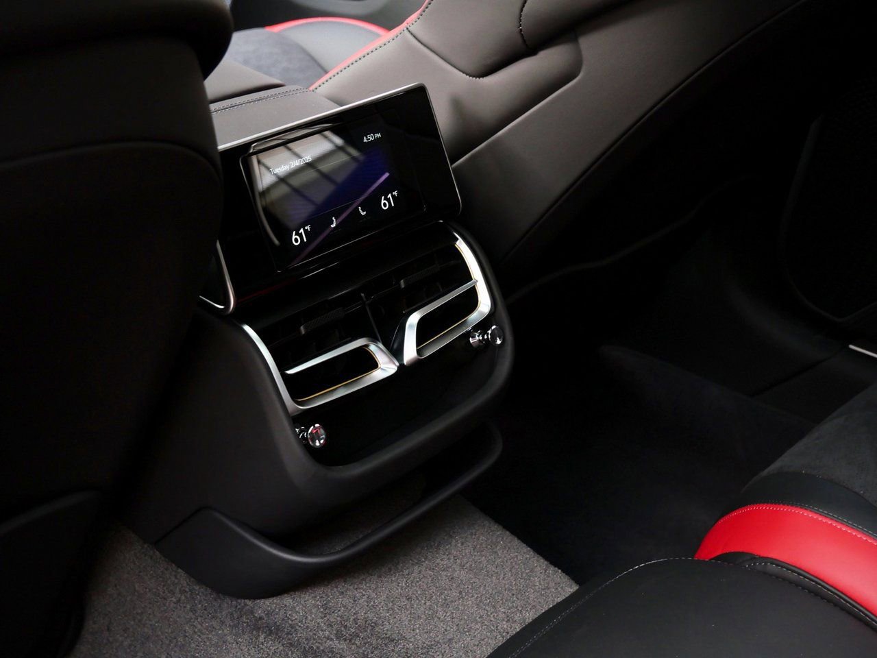 New 2025 Bentley Flying Spur Plug-In Hybrid image 16