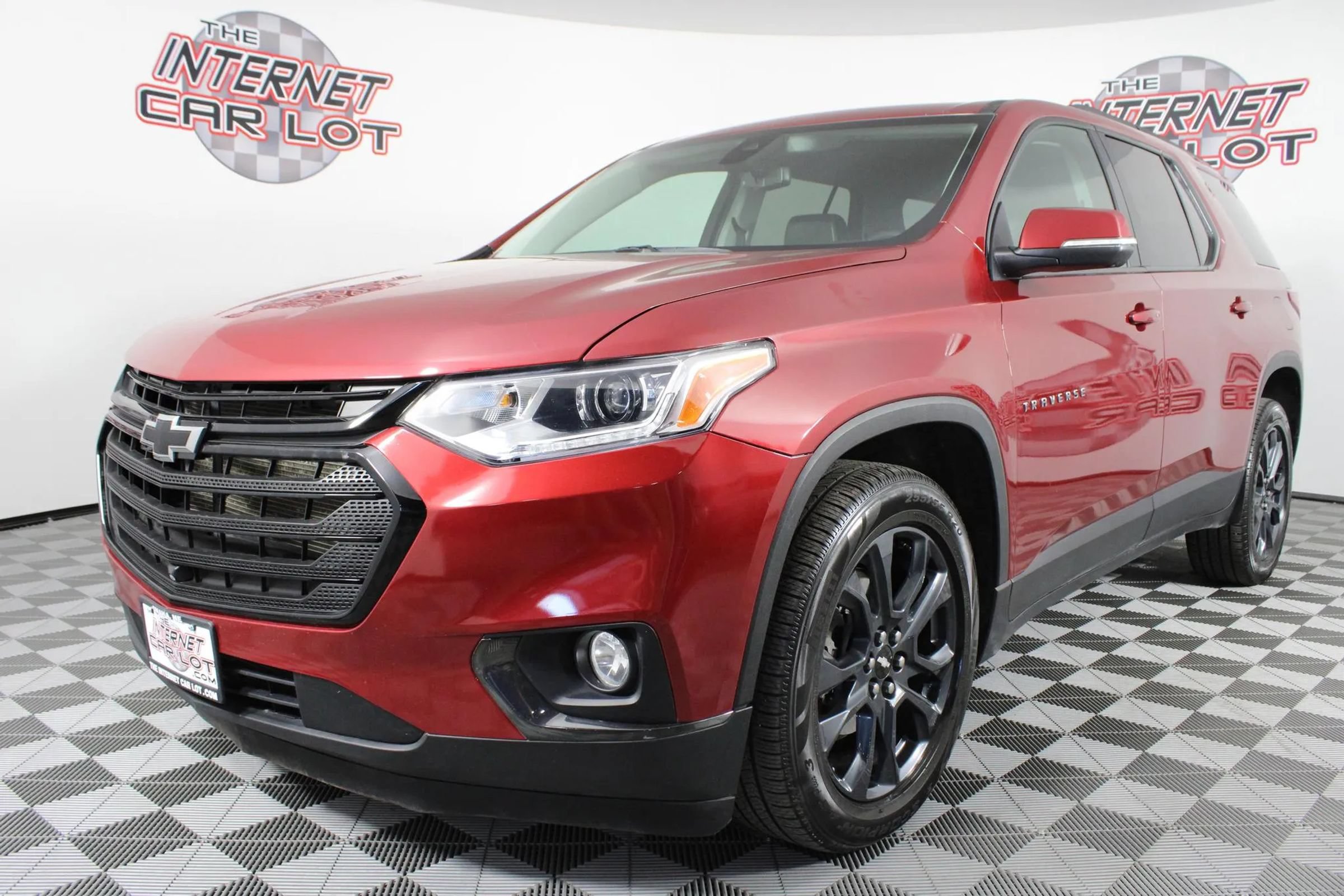 Used 2021 Chevrolet Traverse RS w/ LPO, Floor Liner Package AWD/4WD image 3