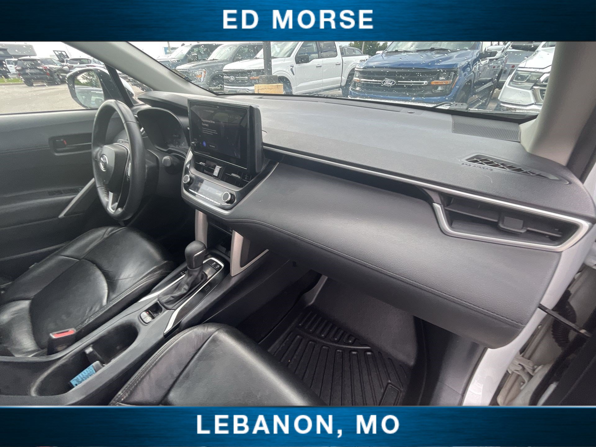 Used 2024 Toyota Corolla Cross LE w/ Moonroof Package FWD image 26