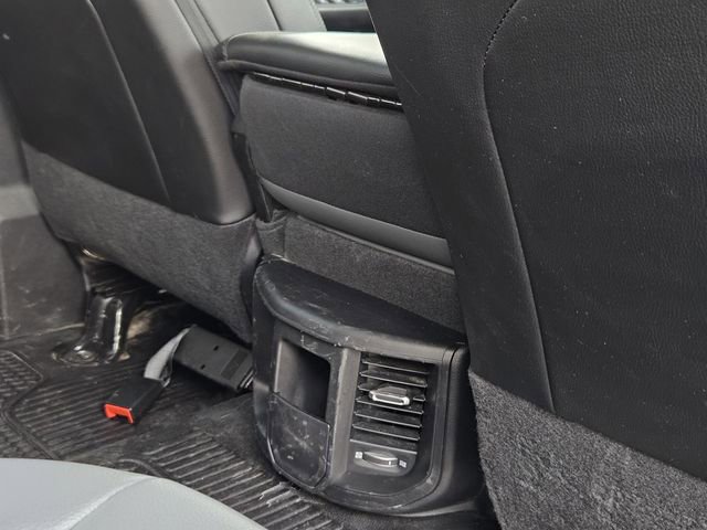 Used 2022 RAM 5500 Tradesman w/ Chrome Appearance Group image 32