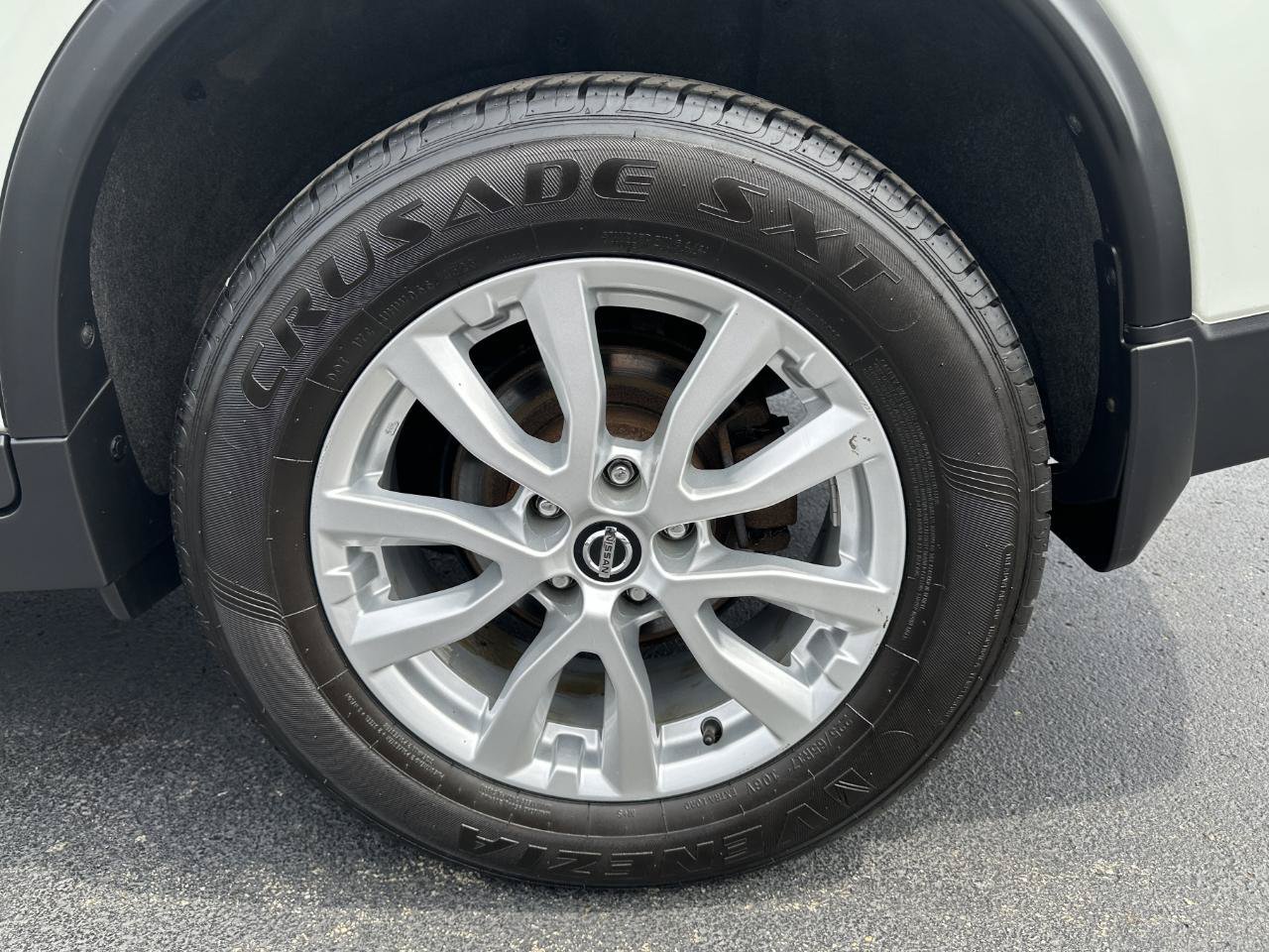 Used 2019 Nissan Rogue S w/ Special Edition Package AWD/4WD image 74