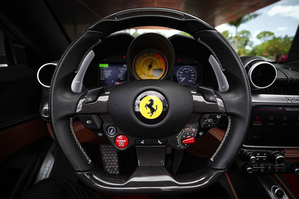 Certified 2023 Ferrari Portofino M image 33