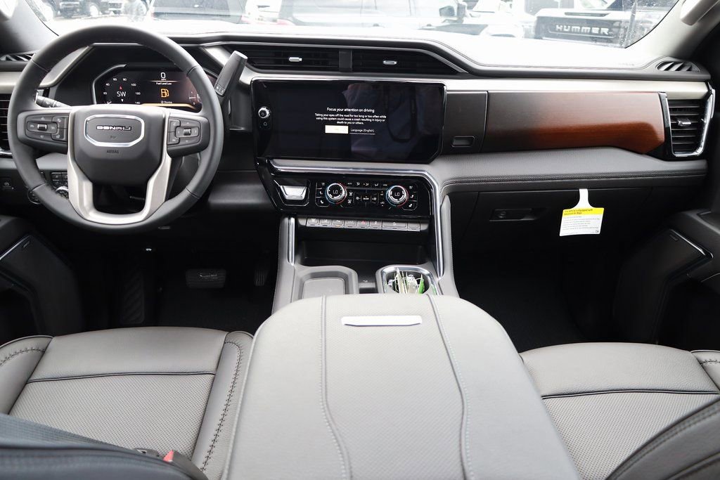 New 2026 GMC Sierra 3500 Denali w/ Technology Package image 18