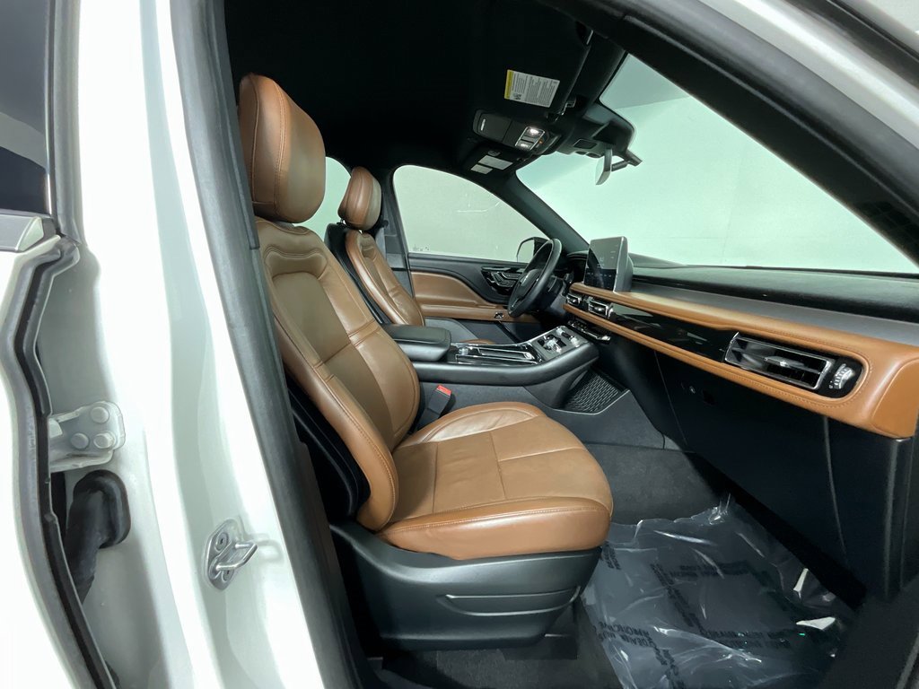 Certified 2020 Lincoln Aviator Reserve image 20