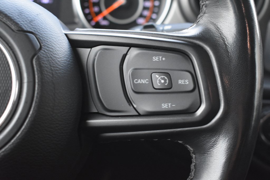 Used 2023 Jeep Wrangler Willys image 17