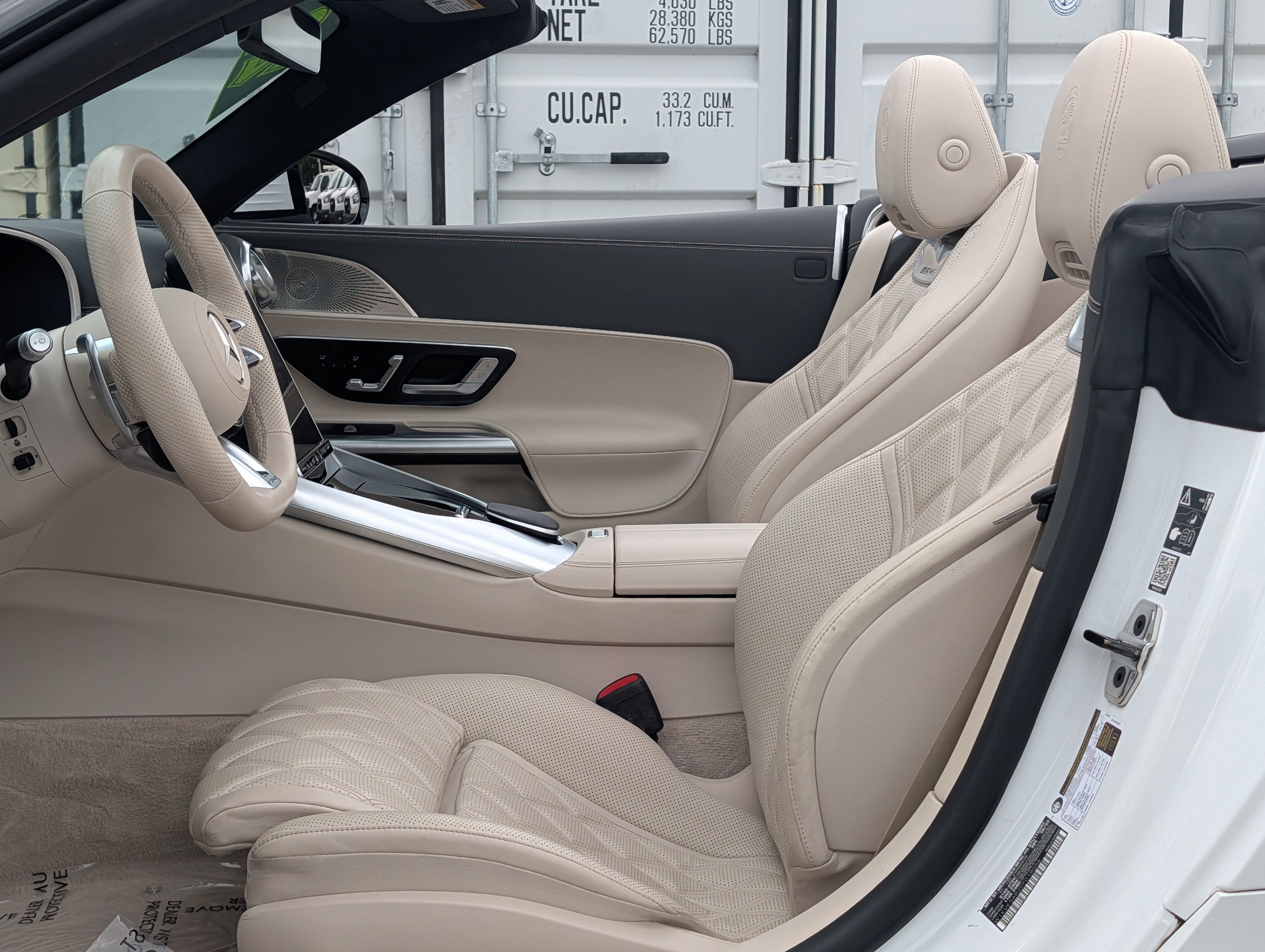 Used 2023 Mercedes-Benz SL 43 AMG w/ Driver Assistance Package image 17