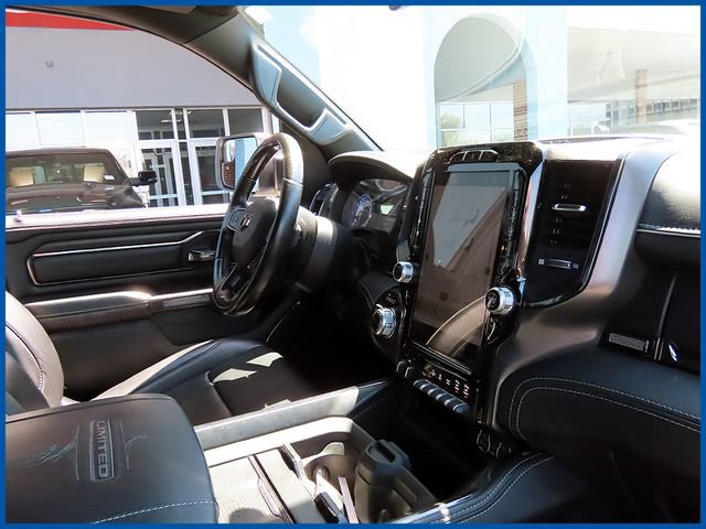 Used 2022 RAM 1500 Limited w/ Body Color Bumper Group AWD/4WD image 13