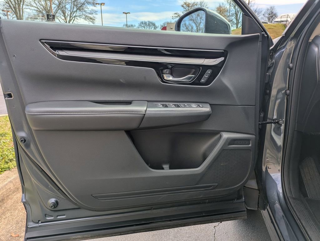 Used 2025 Honda CR-V EX-L image 11