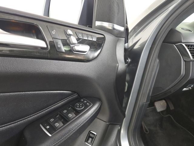 Certified 2018 Mercedes-Benz GLE 350 4MATIC image 18