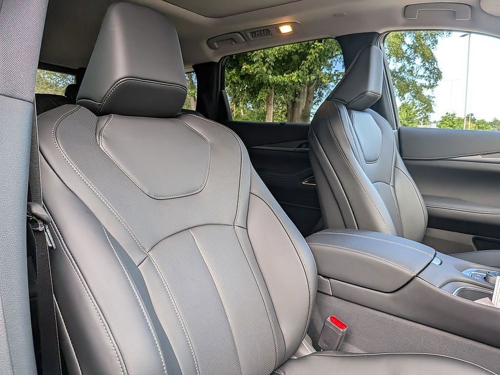 New 2026 INFINITI QX60 Luxe image 38