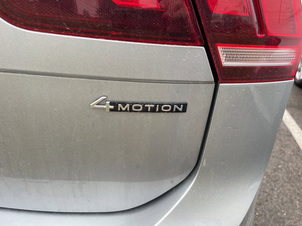 Used 2023 Volkswagen Tiguan SE image 5