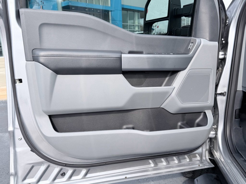 Used 2024 Ford F250 XL w/ STX Appearance Package image 29