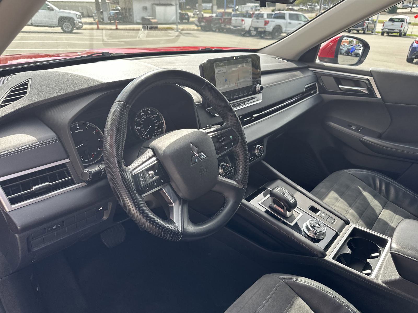 Used 2022 Mitsubishi Outlander SEL Black Edition image 19