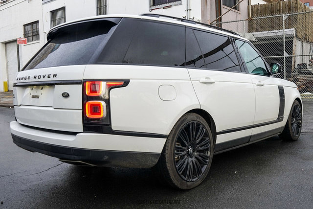 Used 2020 Land Rover Range Rover Long Wheelbase HSE image 8