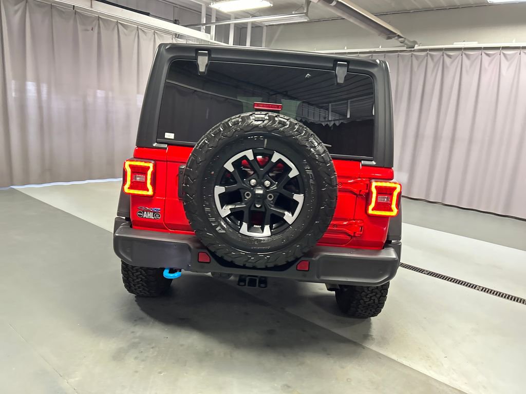 Used 2025 Jeep Wrangler Unlimited Rubicon 4xe w/ Safety Group AWD/4WD image 6