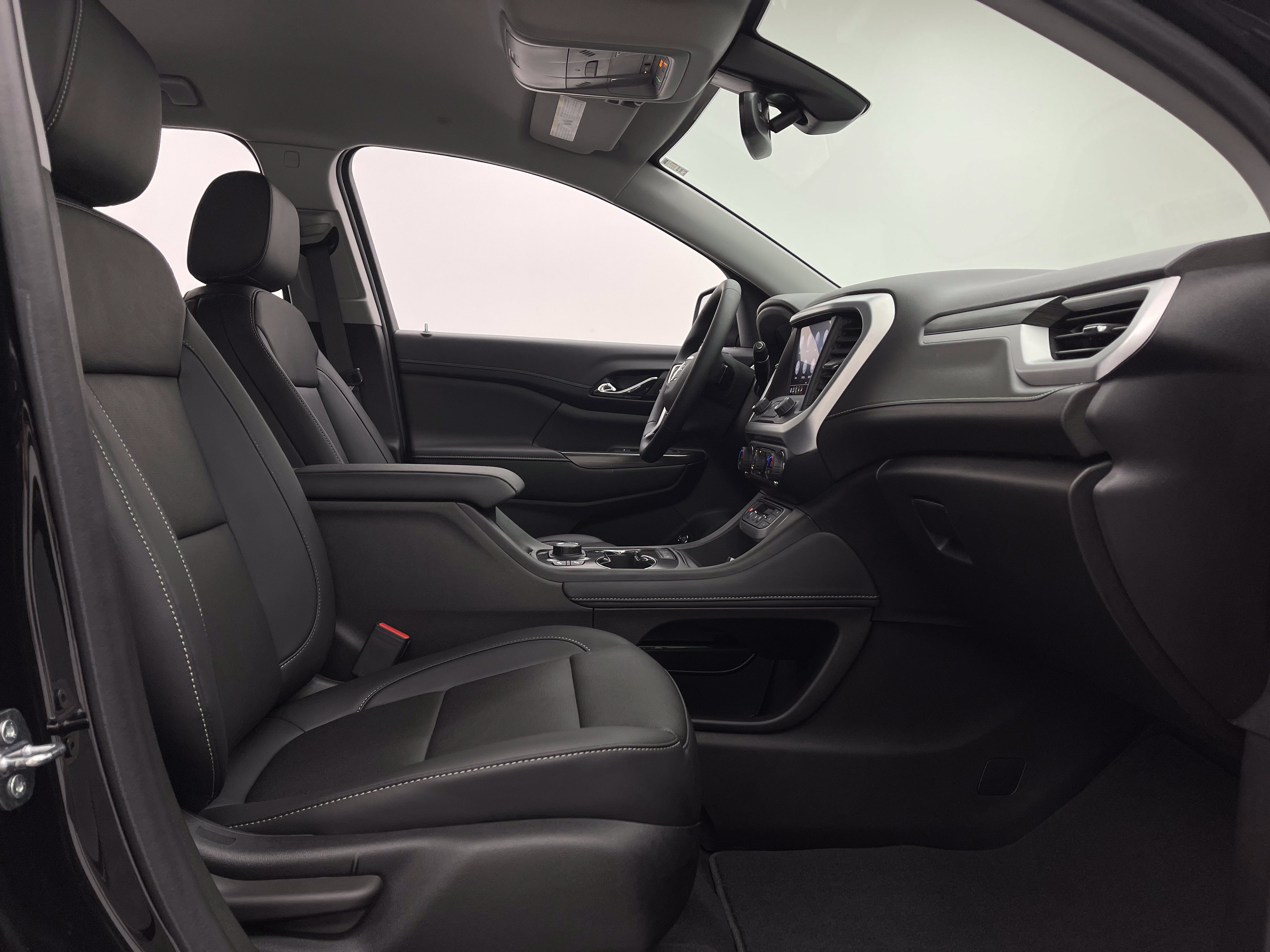 Used 2023 GMC Acadia SLT FWD image 32