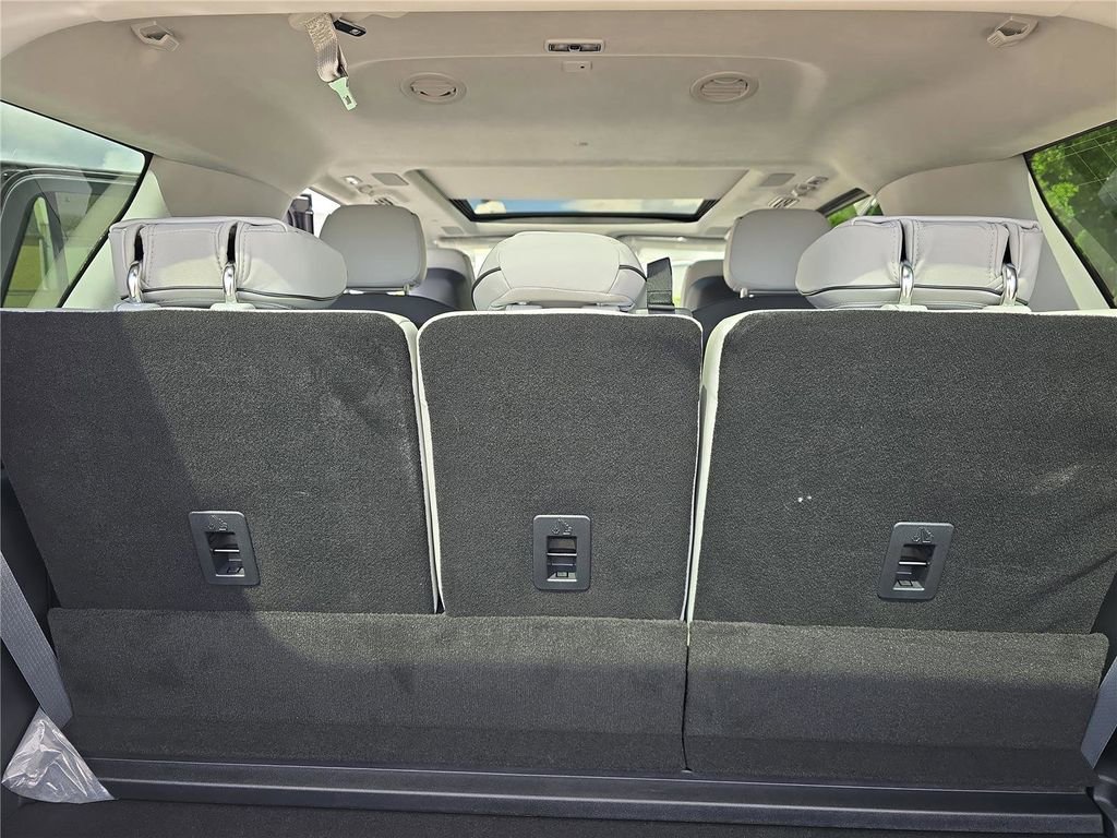 New 2026 Lincoln Navigator Black Label image 25