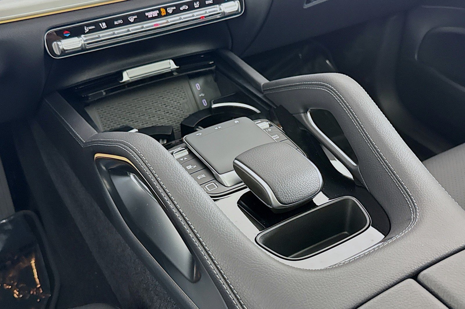 New 2026 Mercedes-Benz GLE 450 4MATIC image 5