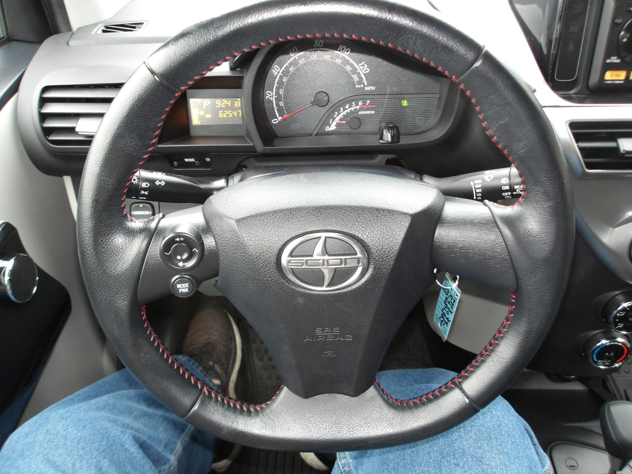 Used 2012 Scion iQ w/ Rear Speaker Pkg image 13