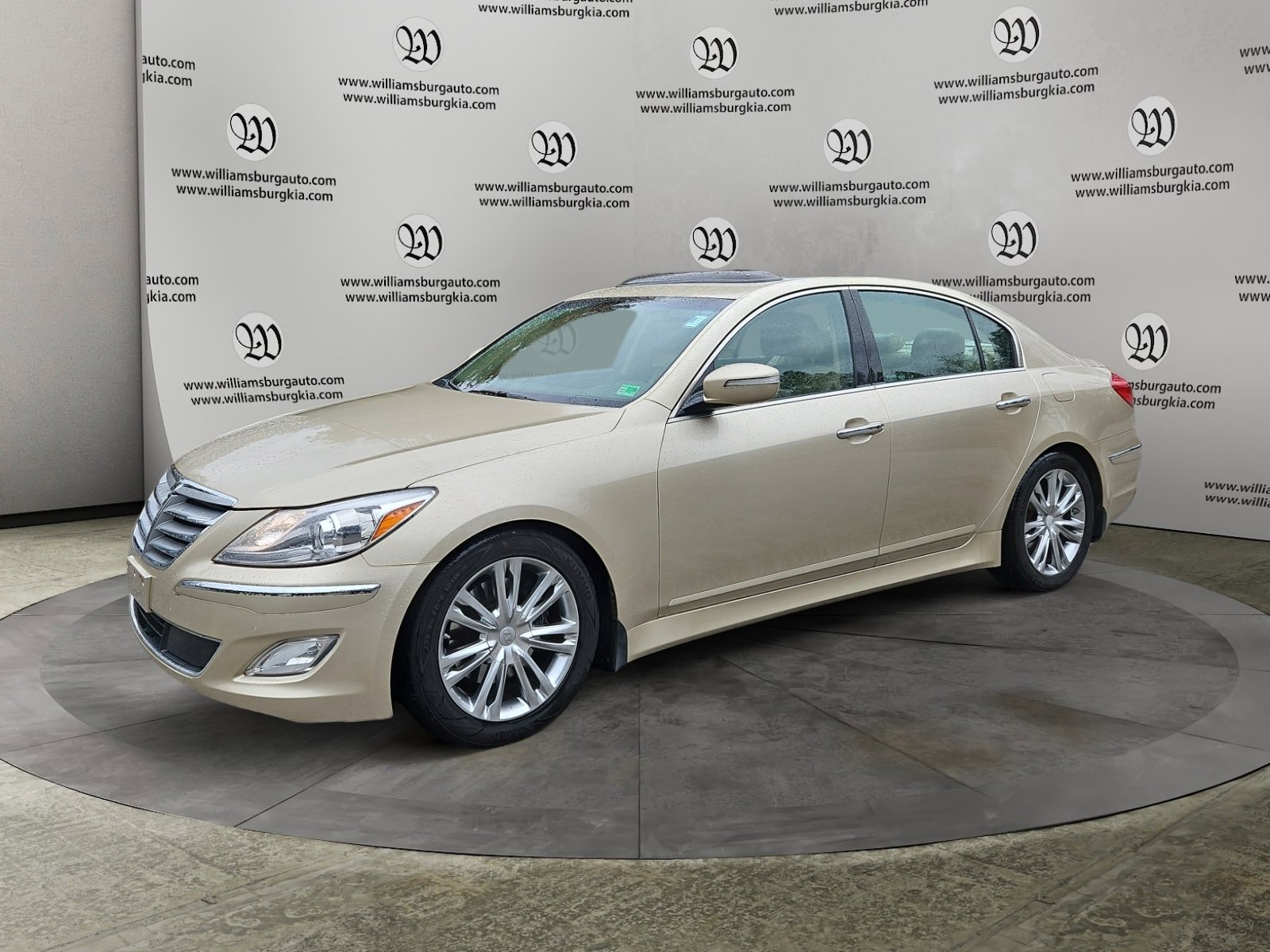 Used 2012 Hyundai Genesis 3.8 w/ Premium Pkg