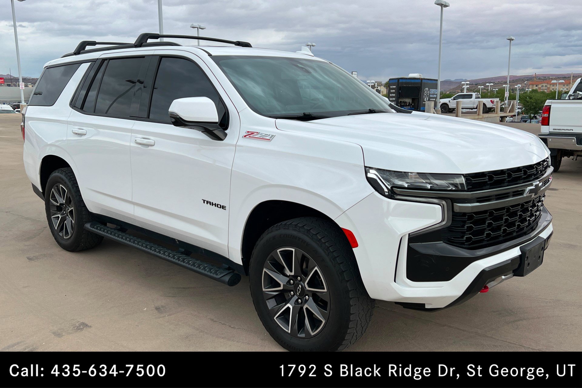 Used 2022 Chevrolet Tahoe Z71 w/ Luxury Package AWD/4WD image 7