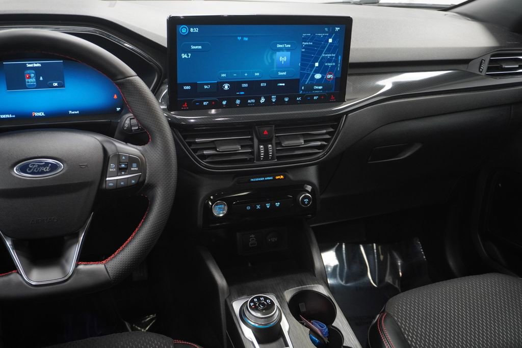 Used 2025 Ford Escape ST-Line Elite image 25