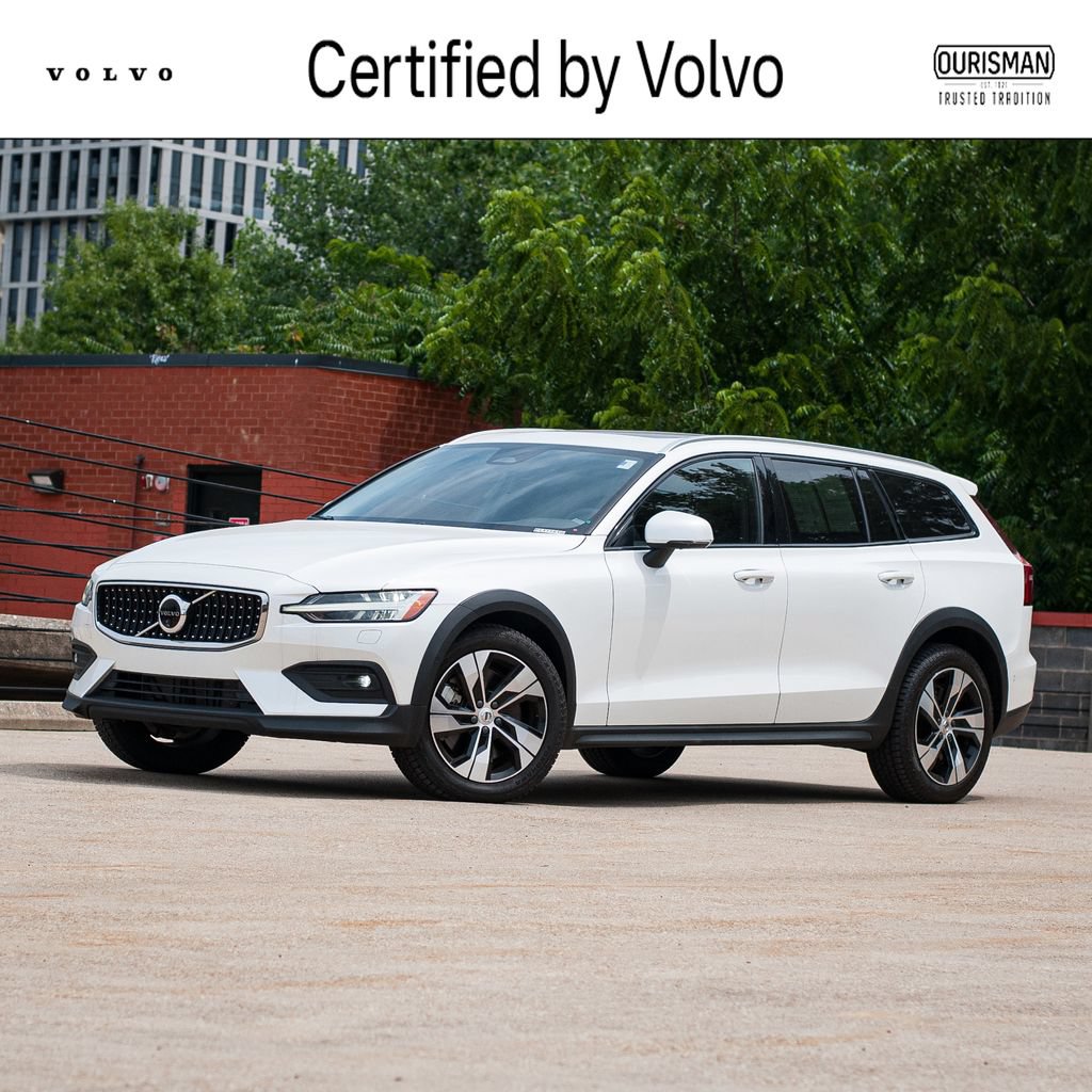 Used 2024 Volvo V60 B5 Cross Country Plus
