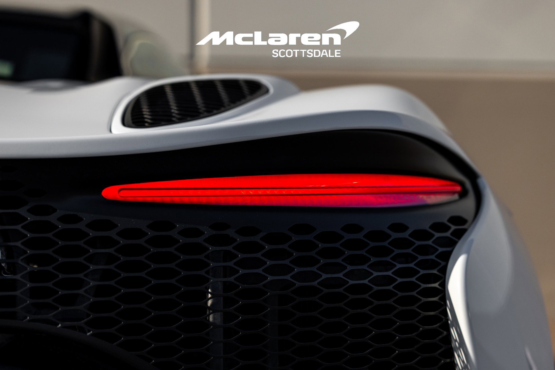 Used 2025 McLaren Artura Spider image 45