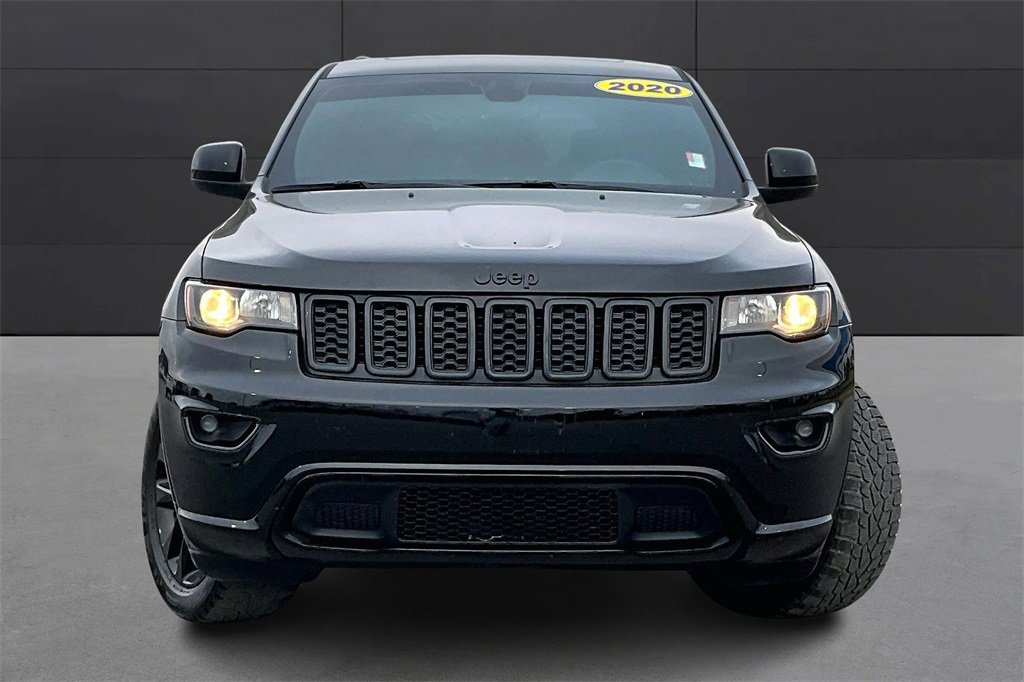 Used 2020 Jeep Grand Cherokee Altitude image 4