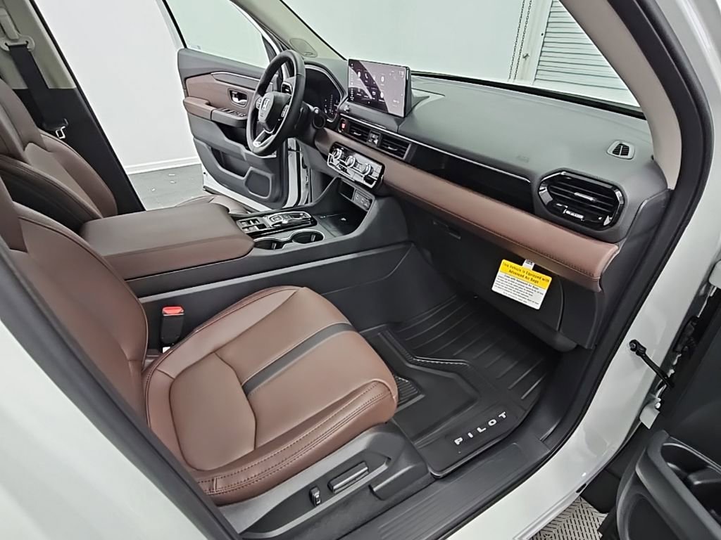New 2026 Honda Pilot Touring image 41