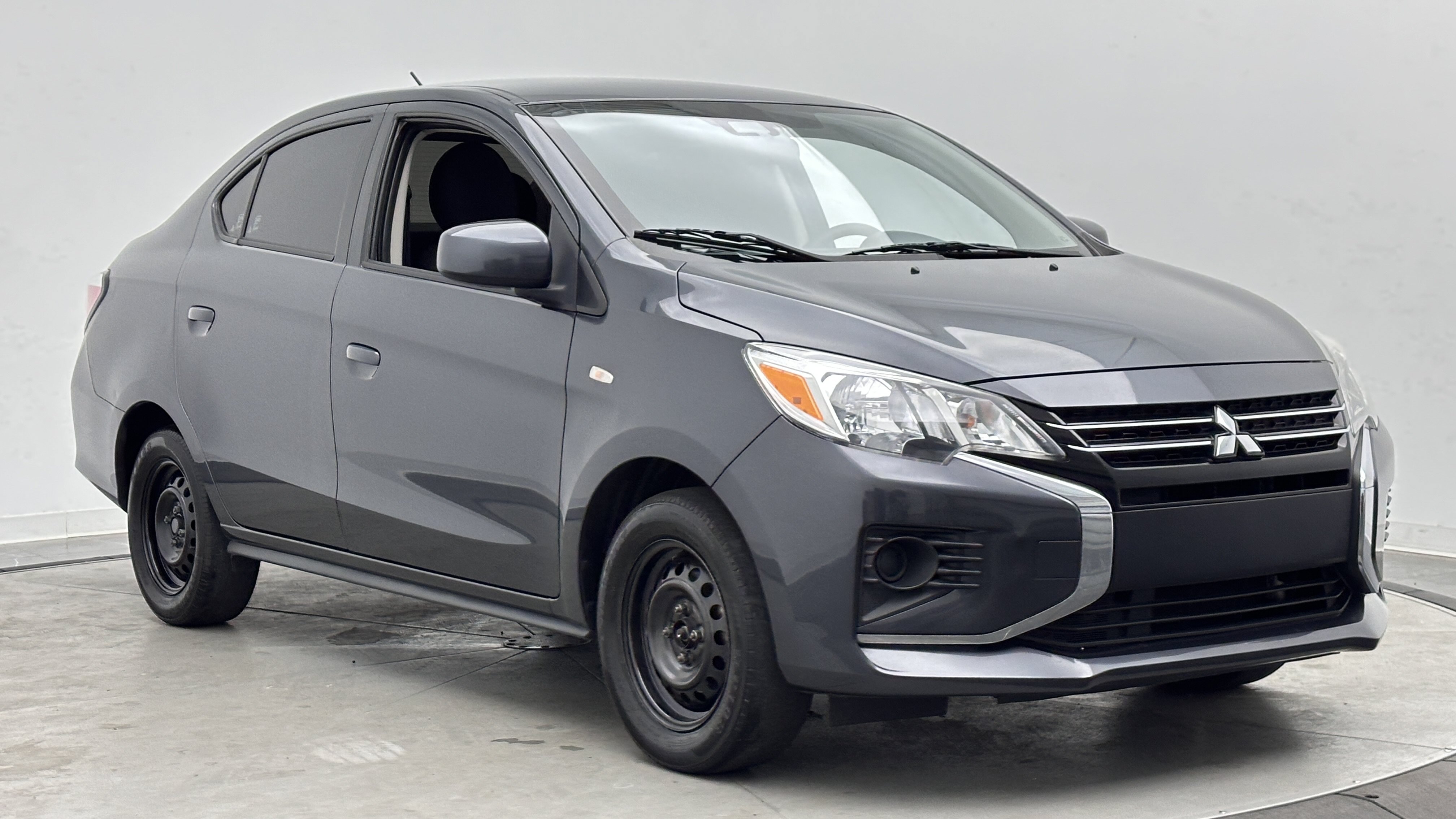 Used 2024 Mitsubishi Mirage G4 LE FWD image 3