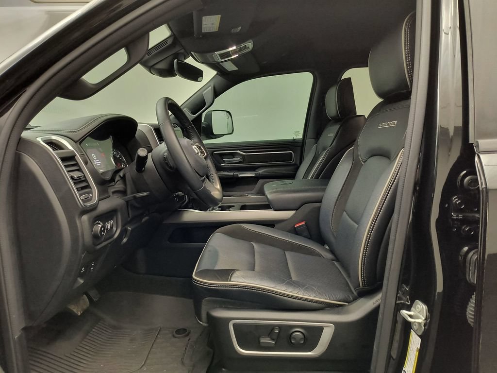Used 2023 RAM 1500 Laramie AWD/4WD image 5