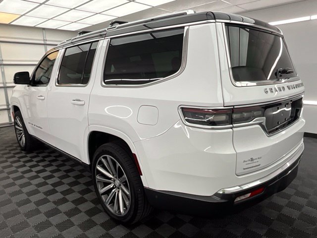 Used 2022 Jeep Grand Wagoneer Series II w/ Convenience Group III AWD/4WD image 30