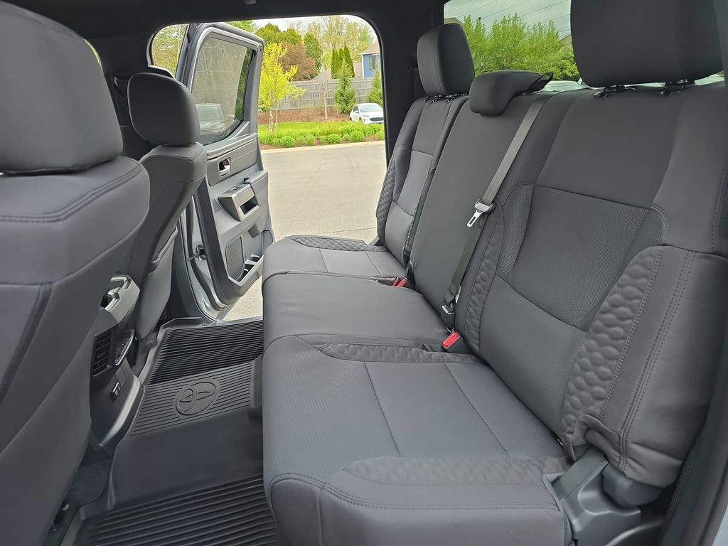 Used 2026 Toyota Tundra SR5 AWD/4WD image 15