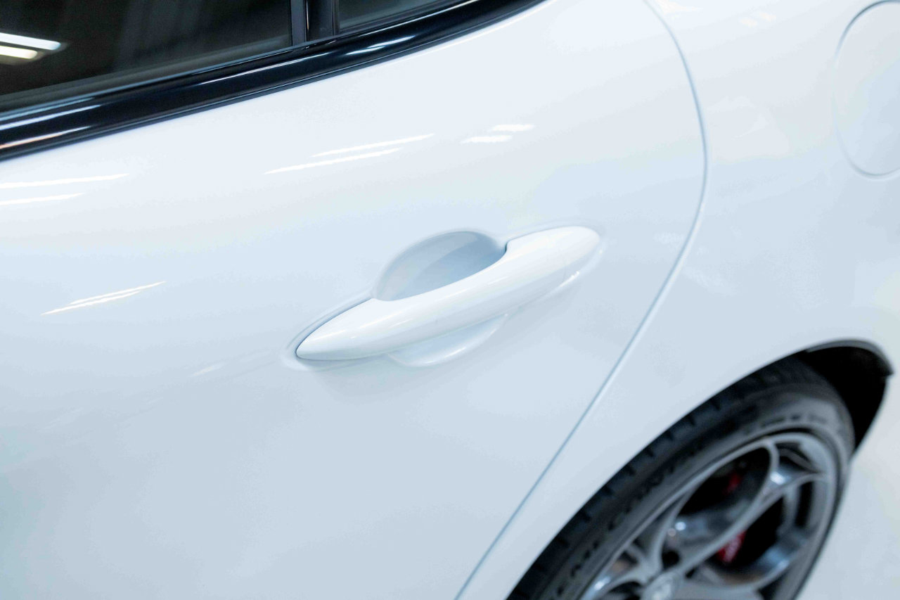 Used 2017 Alfa Romeo Giulia Quadrifoglio image 30