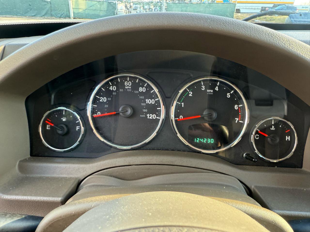 Used 2011 Jeep Liberty Sport image 26