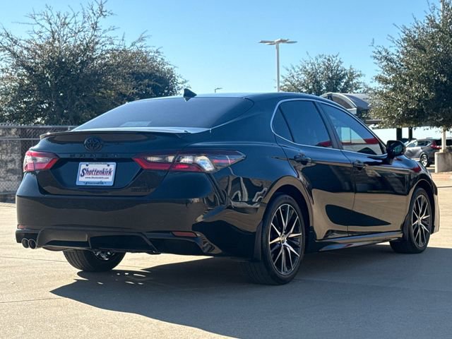 Used 2024 Toyota Camry SE FWD image 8