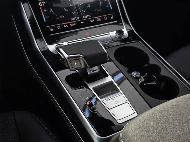 New 2026 Audi Q7 3.0T Premium Plus AWD/4WD image 24