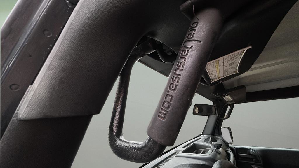 Used 2017 Jeep Wrangler Unlimited Sport image 30