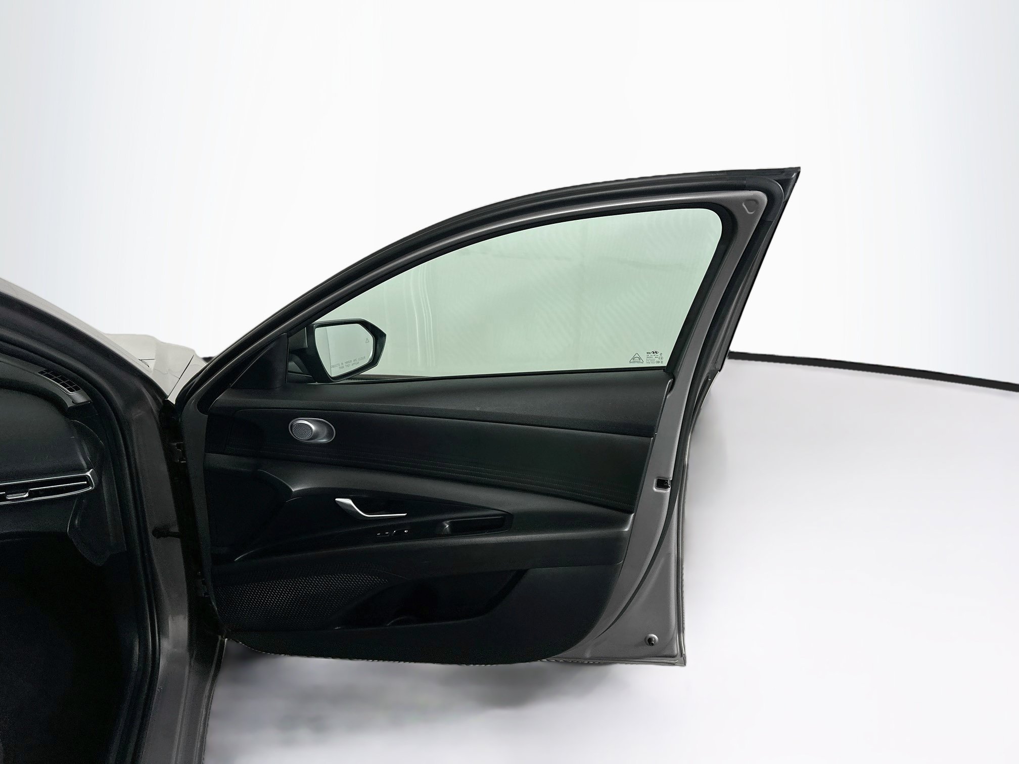 Used 2023 Hyundai Elantra SEL w/ Cargo Package FWD image 32