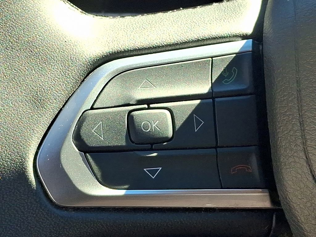 Used 2024 Jeep Compass Latitude image 20