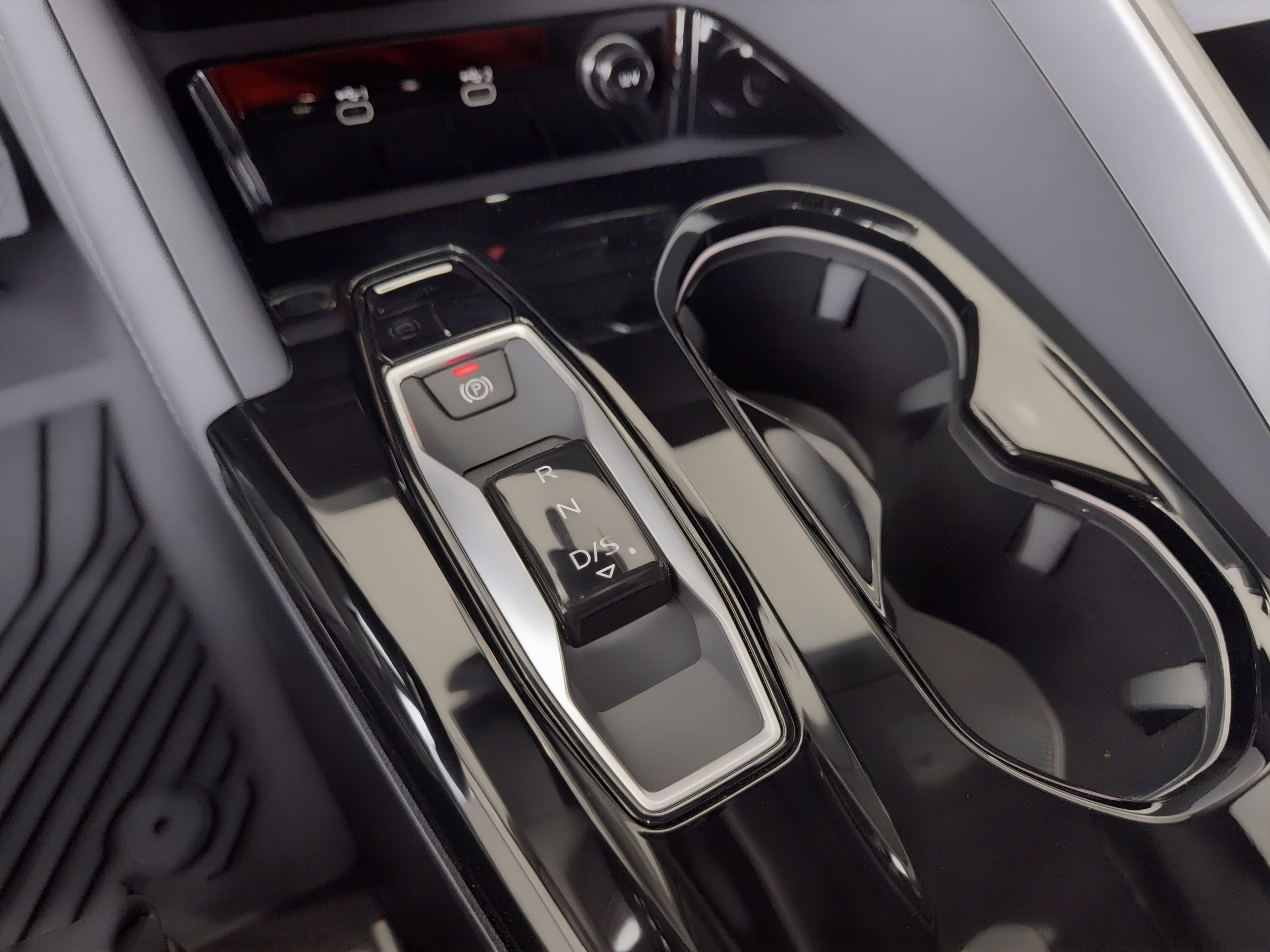 New 2026 Audi Q5 Premium Plus image 25