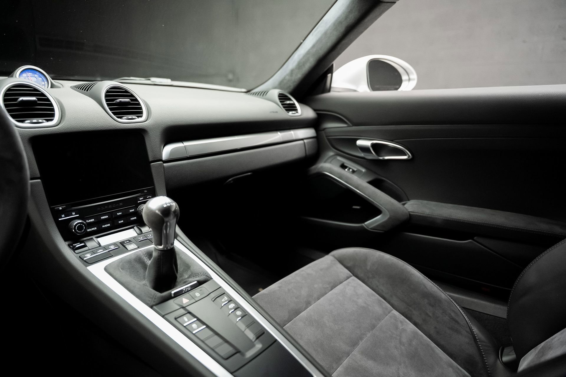 Used 2019 Porsche 718 Cayman GTS image 41