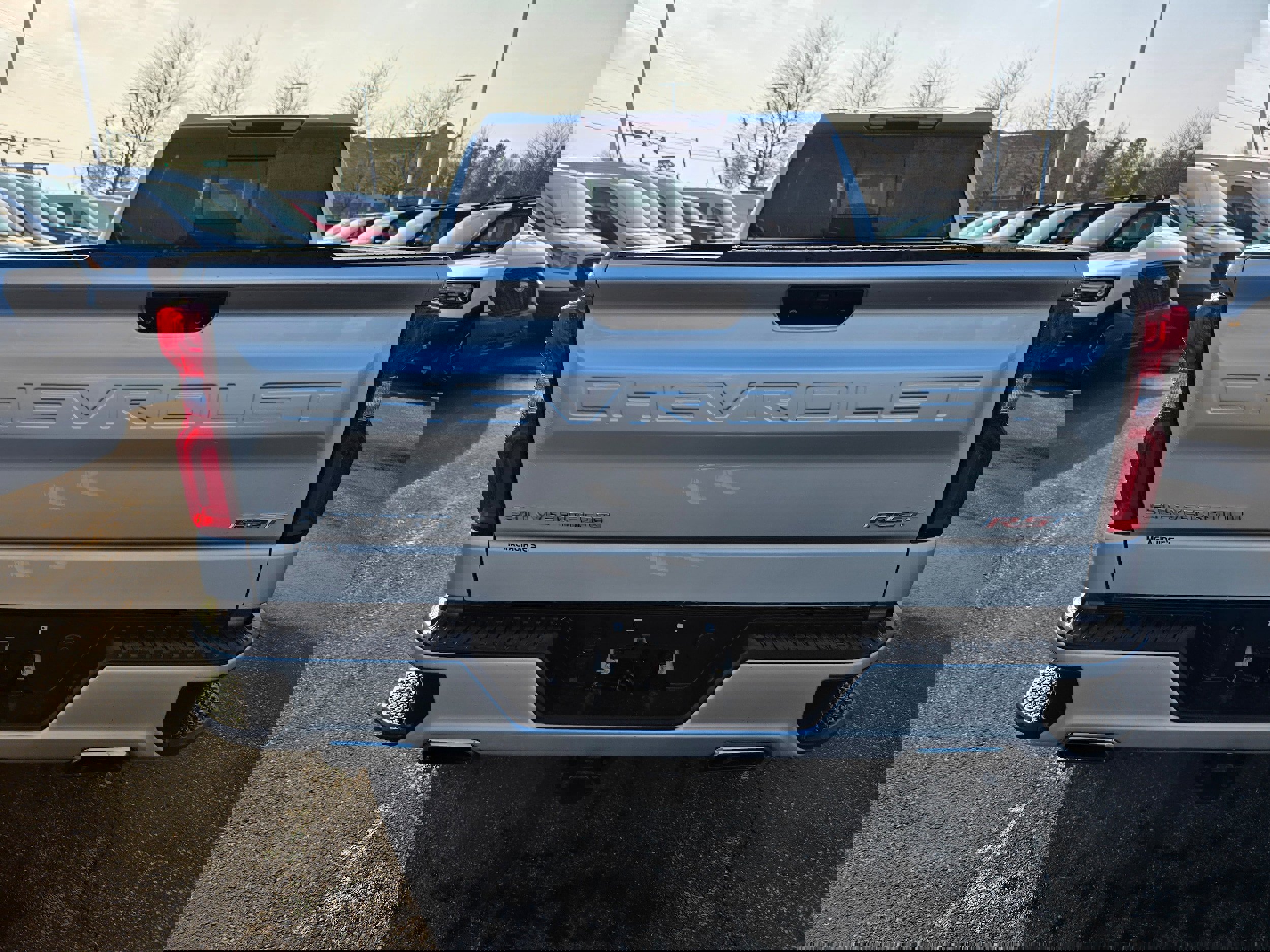 Used 2019 Chevrolet Silverado 1500 RST image 4