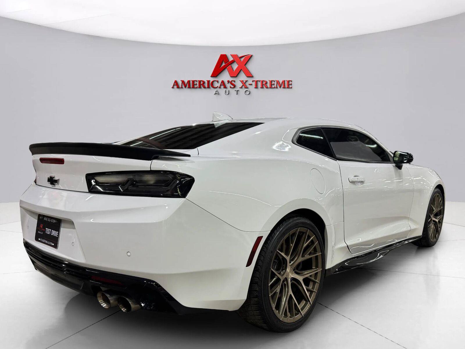 Used 2018 Chevrolet Camaro SS w/ Redline Edition RWD image 6
